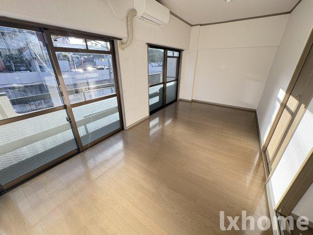 イーズ南春日丘の居間・リビング|使いやすいリビングです