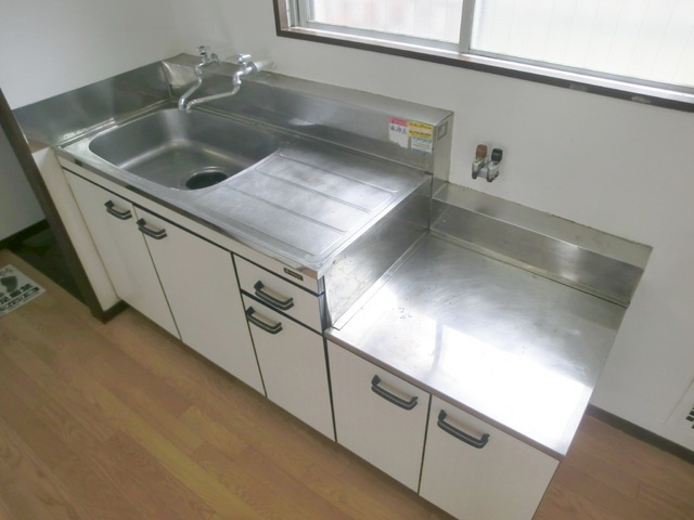 児玉ハイツのキッチン|２口コンロ設置可のキッチンです。