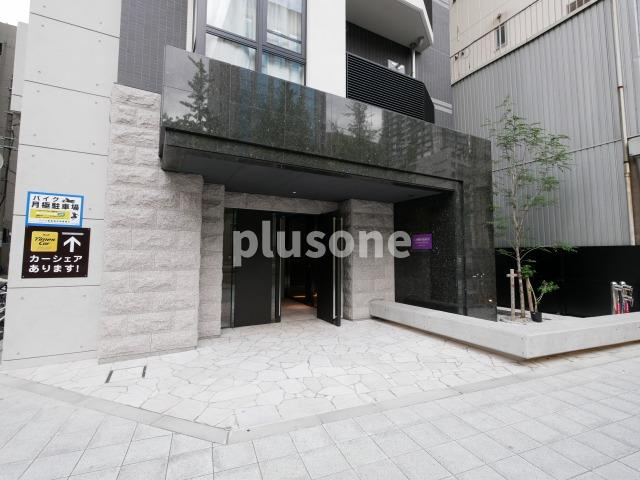 S-RESIDENCE南堀江のエントランス