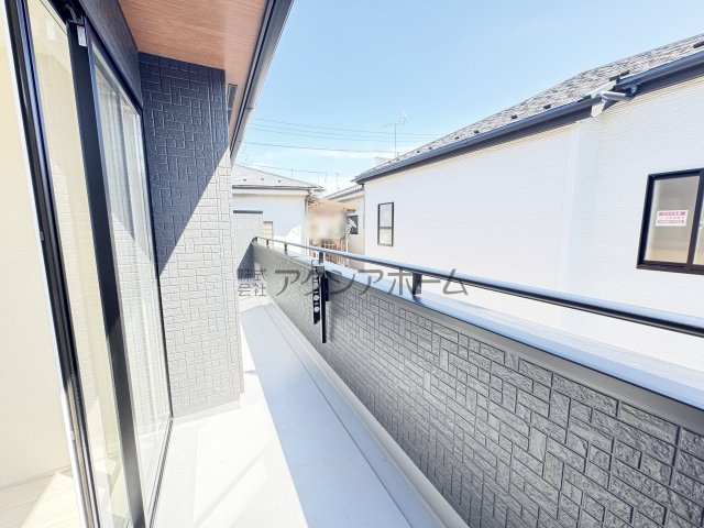入間市下藤沢５丁目・全13棟　新築一戸建　1号棟　のバルコニー