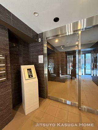 【エントランス】