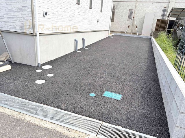 つくば市高見原第18　新築戸建て　1号棟の駐車場|カースペースは2台お停めいただけます♪