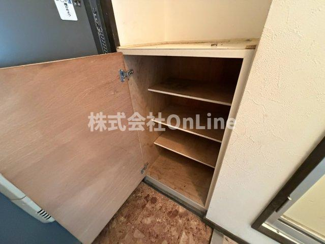 【玄関】 | サンベールクワノ