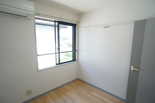 サンコート新大宮Ｂの居間・リビング