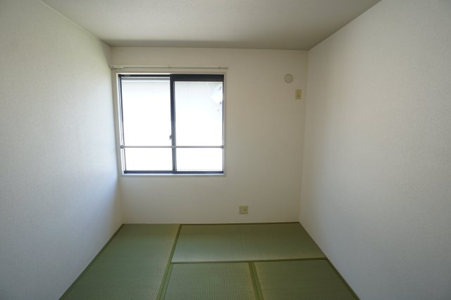 サンコート新大宮Ｂの和室