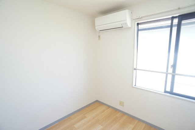 サンコート新大宮Ｂの居間・リビング