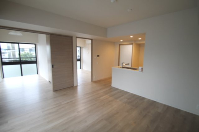 【居間・リビング】