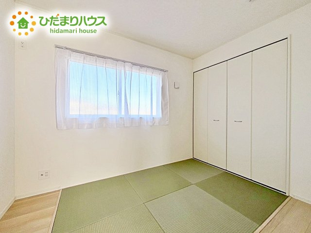【和室】 | ひたちなか市磯崎町第3　新築戸建　2号棟 | シンプルな内観ですのでさまざまなインテリアスタイルを楽しめます。