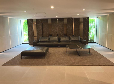 【ロビー】 | プレミスト横濱反町 | 建物の内部です