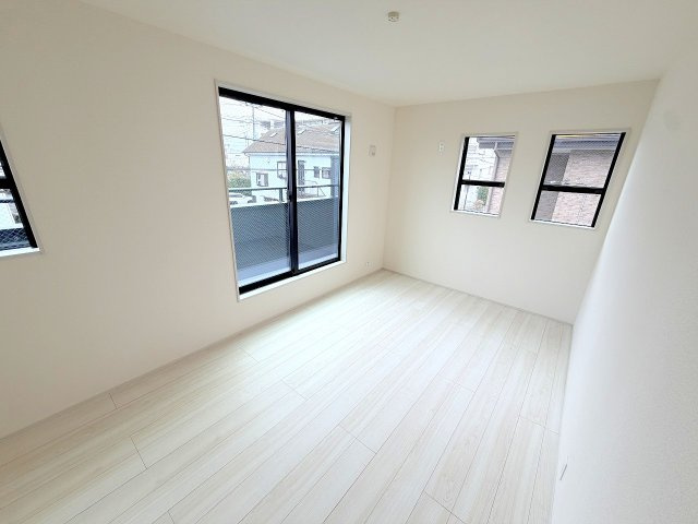 福生市熊川　新築戸建て　全1棟の洋室