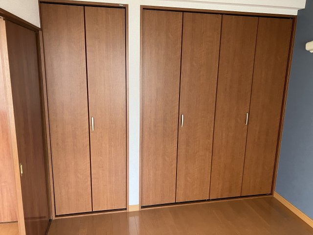 村上ビルの収納