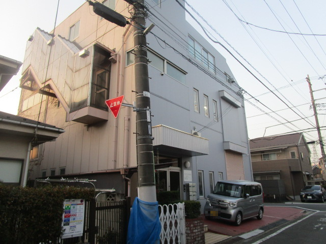 足立区梅田６丁目の倉庫