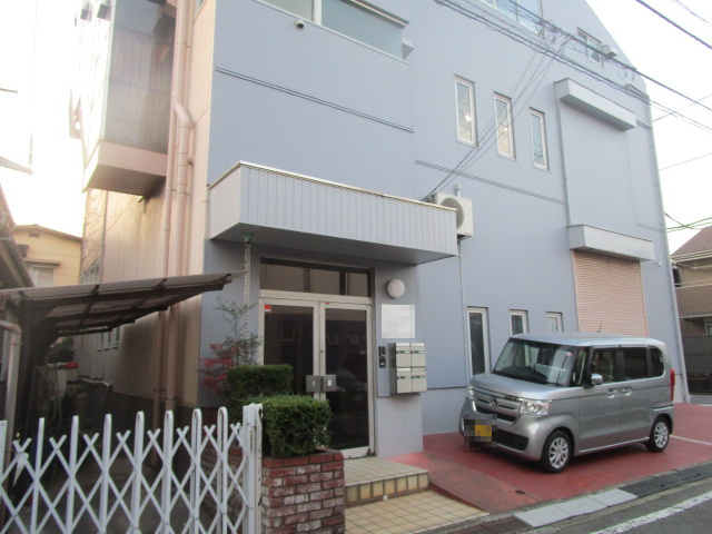 足立区梅田６丁目の倉庫