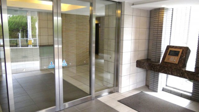 【エントランス】 | プラウド吹田千里丘