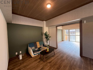 2025年11月リフォーム済物件。（間取り変更、システムキッチン新調、ユニットバス新調、キッチンパネル新調、洗面台新調、トイレ新調、給湯器新調、モニターホン新調、クロス全張替、建具一部新調など）