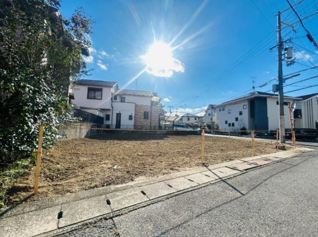 西宮市甲風園　新築戸建用土地の前面道路含む現地写真