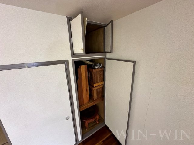 ユトリロ曙の収納