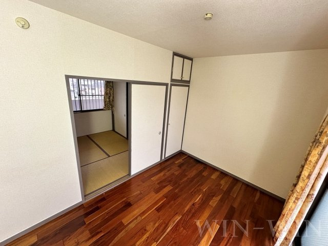 ユトリロ曙のその他