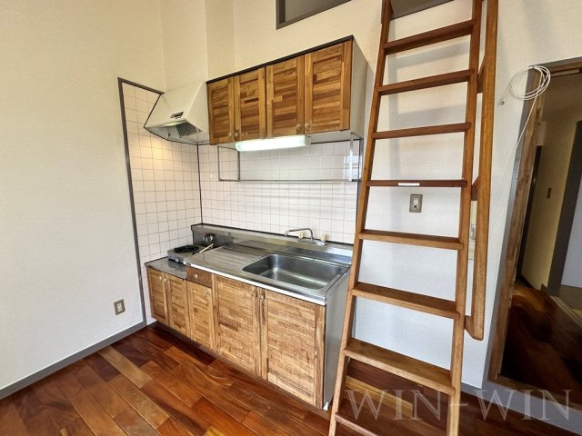 ユトリロ曙のキッチン