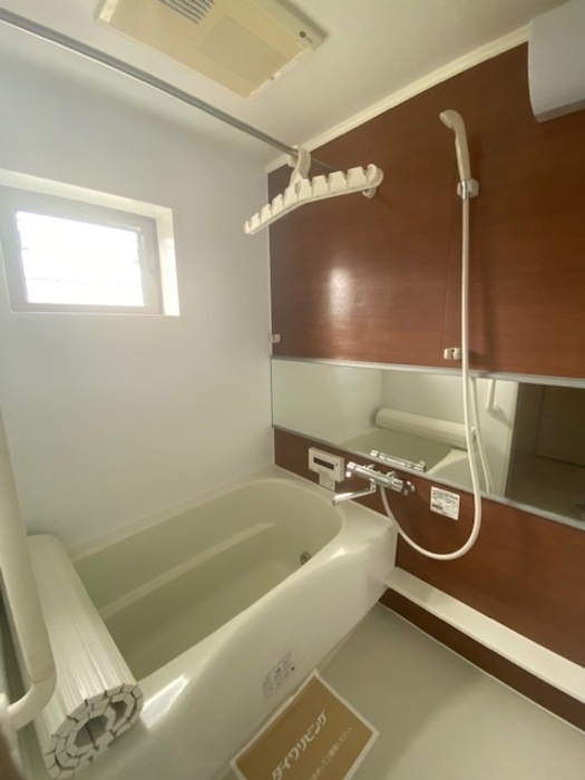 プロムナード沢良宜の浴室