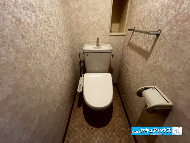 刈谷寿町パークホームズのトイレ|【トイレ】
◆温水洗浄便座になっております♪