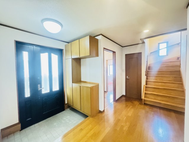 高崎市倉賀野町　中古住宅の玄関|高崎市倉賀野町　中古住宅