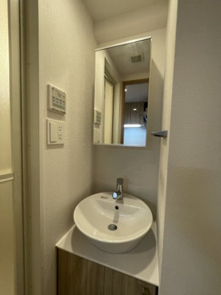 【独立洗面台】