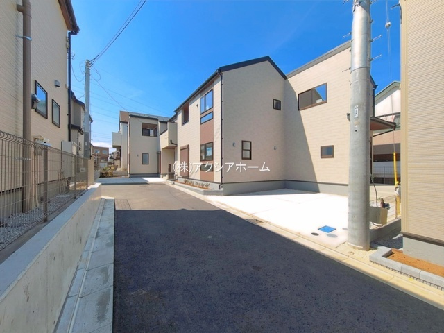 所沢市上新井1丁目・全6棟　新築一戸建　2号棟の前面道路含む現地写真|2026年4月3日撮影