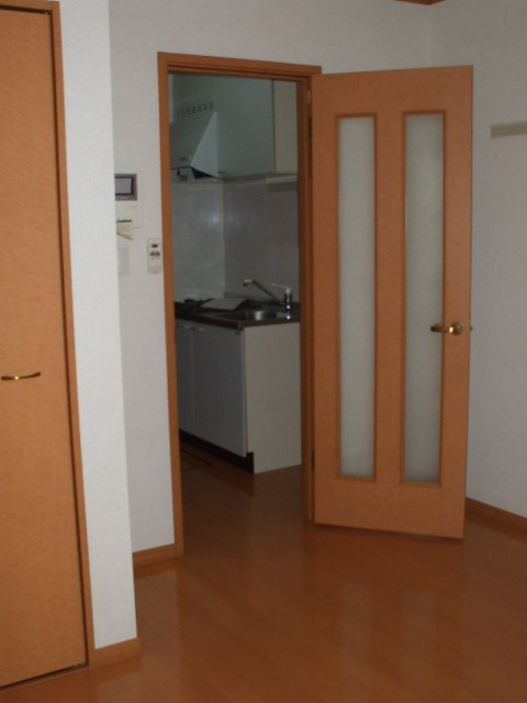 ハイツNANAの居間・リビング