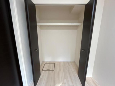 【収納】 | ベル・アンジュ(日高市四本木１丁目アパート新築工事) | クローゼット（イメージ）