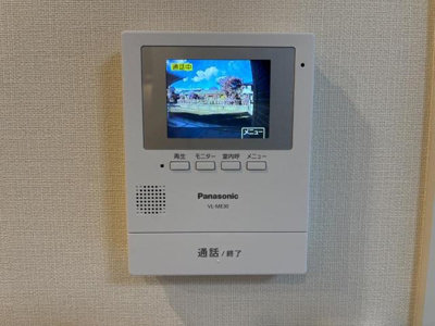 【内装】 | ベル・アンジュ(日高市四本木１丁目アパート新築工事) | カメラ付インターホン（イメージ）