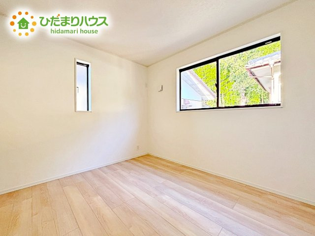 【洋室】 | 笠間市笠間第3　新築戸建　2号棟 | お子様の成長に合わせて、自由に模様替えできるように考えた、シンプルな洋室。