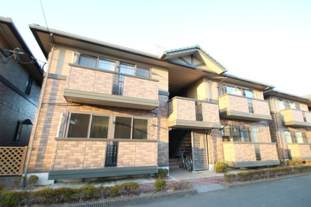 クローバーハイツ杉塚