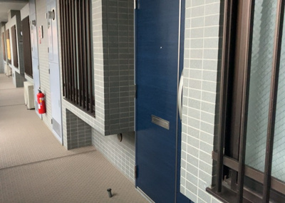 【その他共用部分】 | マイ・コート八王子北野 | 共有部分は、住民なら誰もが使える設備のこと。例えば駐車場やエレベーター、インターネット設備、セキュリティ設備などがあります。他にも、マンションの廊下・外部階段やエントランス・ゴミ置き場などがあります。