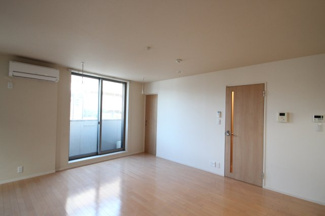 【居間・リビング】 | テラス大門