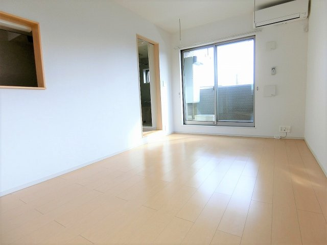 マル（maru）の居間・リビング