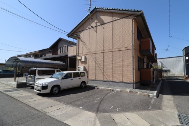 セジュールななみの駐車場