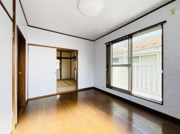 【洋室】 | 藤沢市下土棚　中古戸建 | ゆったりした洋室です