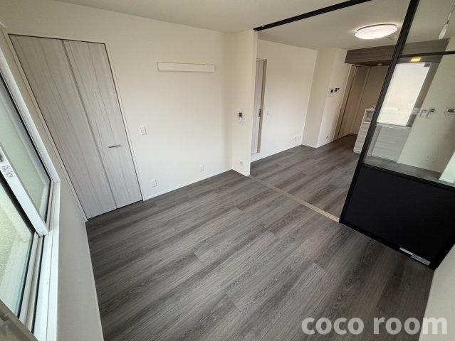 グランヴィラージュの居間・リビング