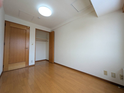 【洋室】 | パシフィック近代美術館前