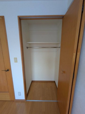 【収納】 | パシフィック近代美術館前