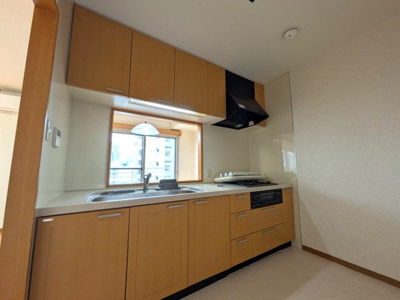 【キッチン】 | パシフィック近代美術館前