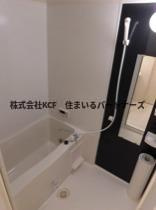 コルリス B棟の浴室|落ち着いた空間のお風呂です