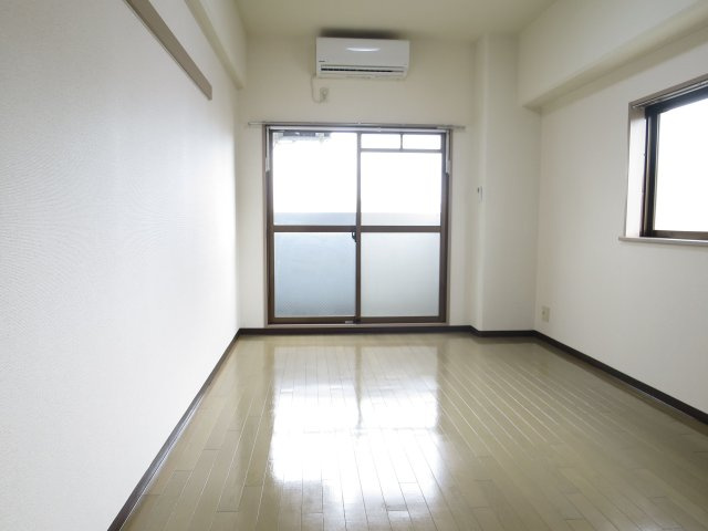 リファレンス住吉の居間・リビング