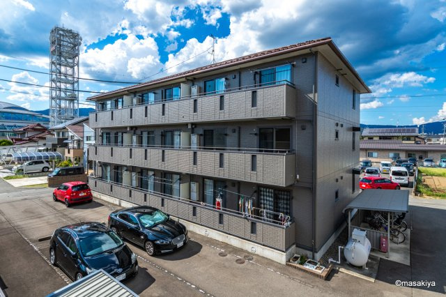 ジエンティールの外観