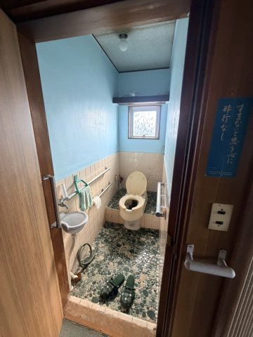 海南市大野中・工場・居宅・54732のトイレ