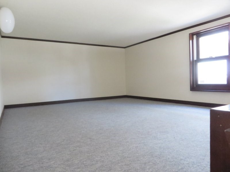 川崎市多摩区菅４丁目のアパートの居間・リビング