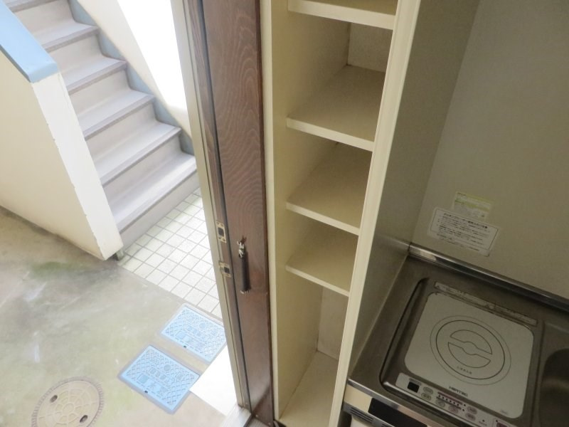 川崎市多摩区菅４丁目のアパートの収納