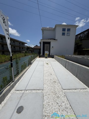 伊勢原市岡崎2期　新築戸建　全1棟1号棟の駐車場