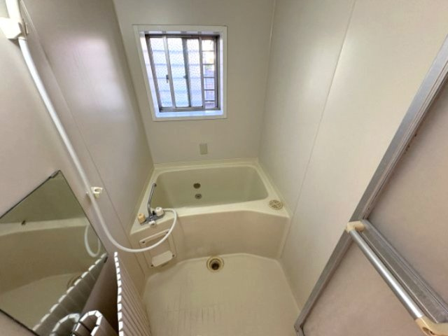 サンビルダー美野丘　の浴室